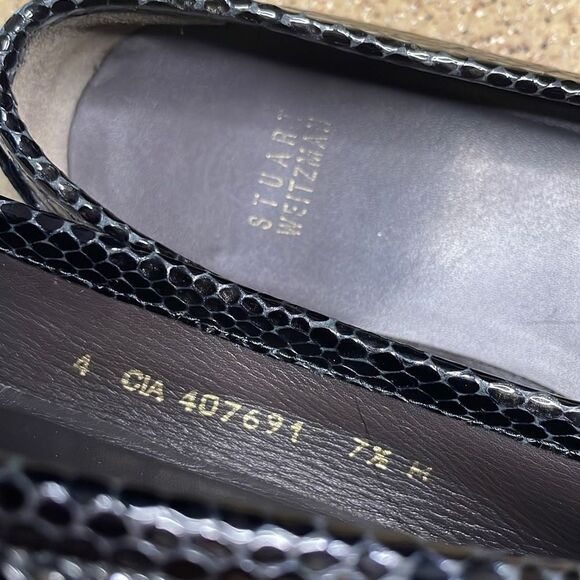 Stuart Weitzman Snake Embossed Patent Leather Moccasin Toe Loafers 7.5 Black - Picture 11 of 13